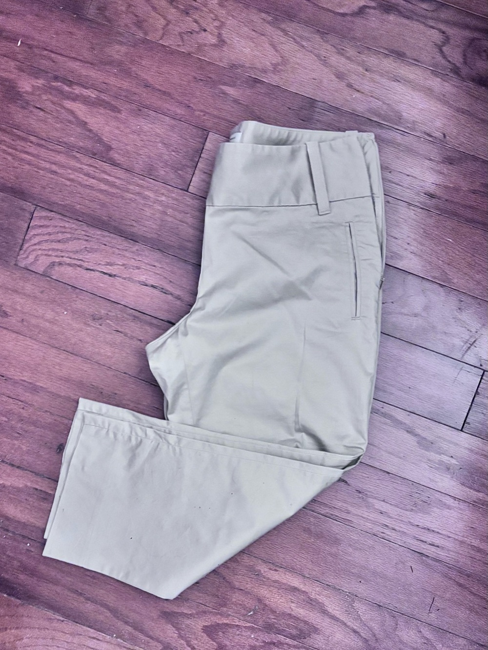 Banana Republic Women's Capri Length Crop Side Zip Pants in Light Khaki